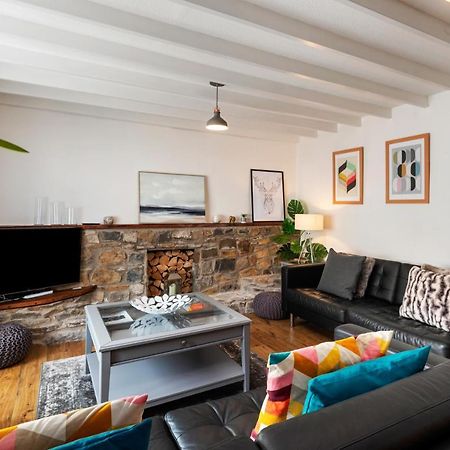 Ivydene - Beautiful Cottage, Stone Throw From Beach, Wonderful Sea Views Saundersfoot Eksteriør billede
