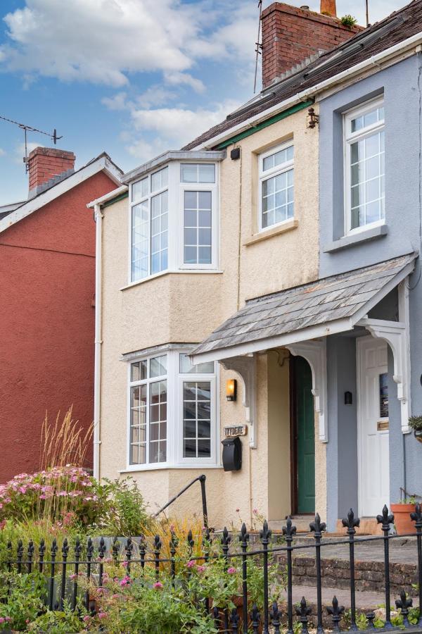 Ivydene - Beautiful Cottage, Stone Throw From Beach, Wonderful Sea Views Saundersfoot Eksteriør billede